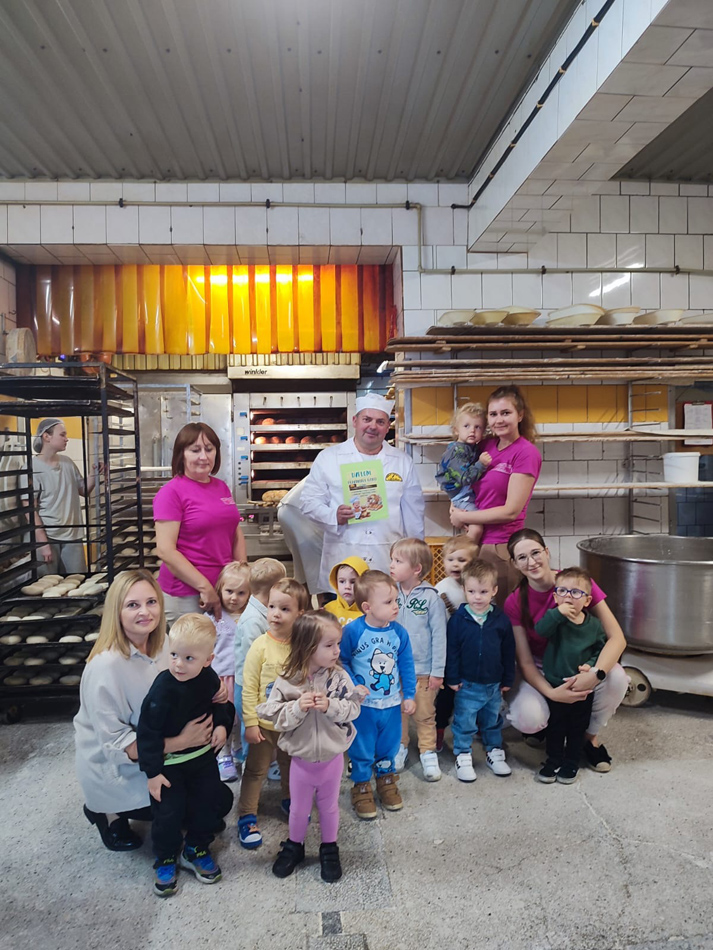 dc323b6c-a4ff-4c8c-bd31-ebeffb0b1ddf